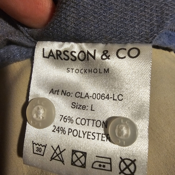 Larson and Co linen shirt in size large - Picture 3 of 4